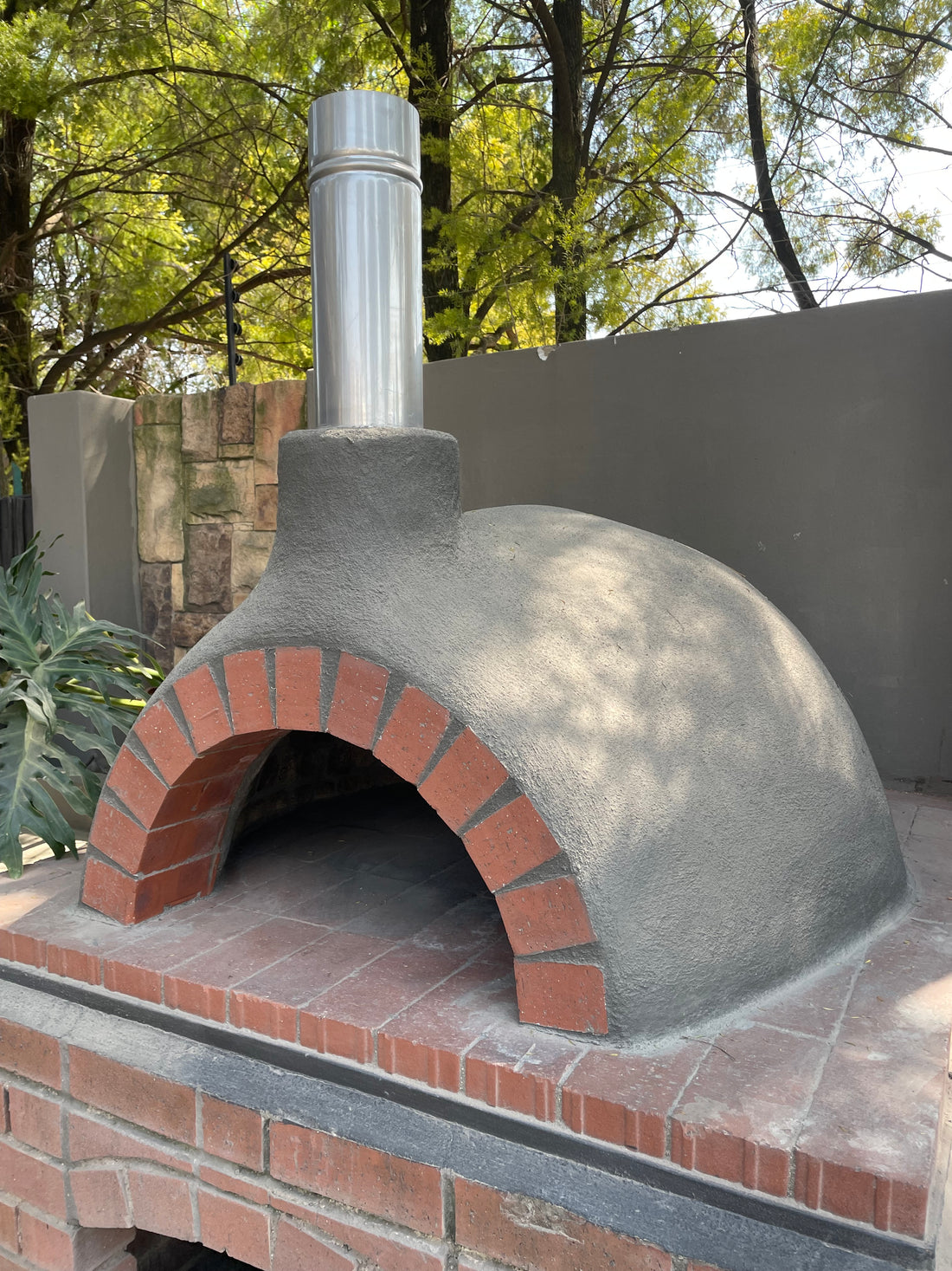 Hamilton small pizza oven